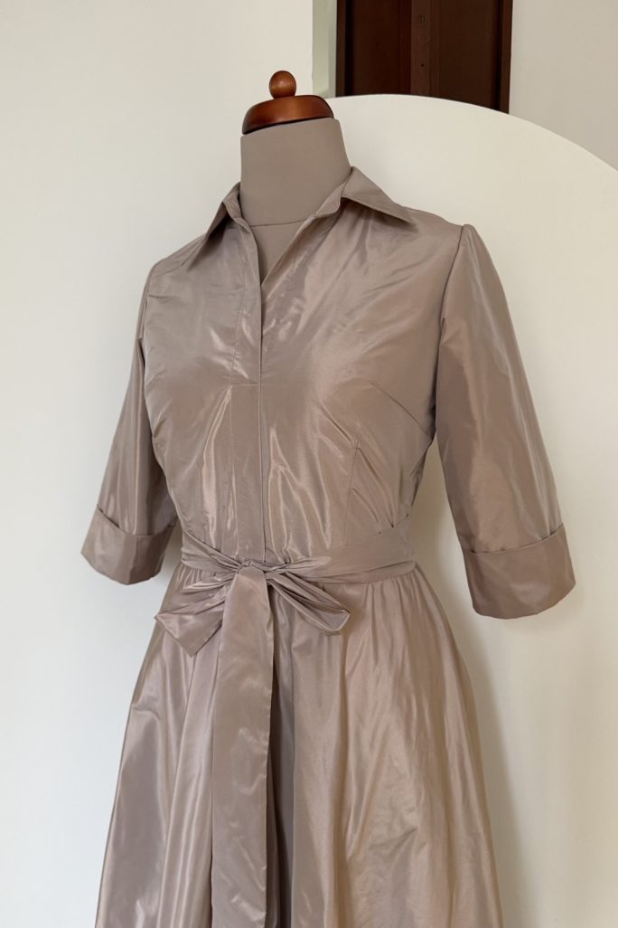 Rochie shirt camasa tafta blush.