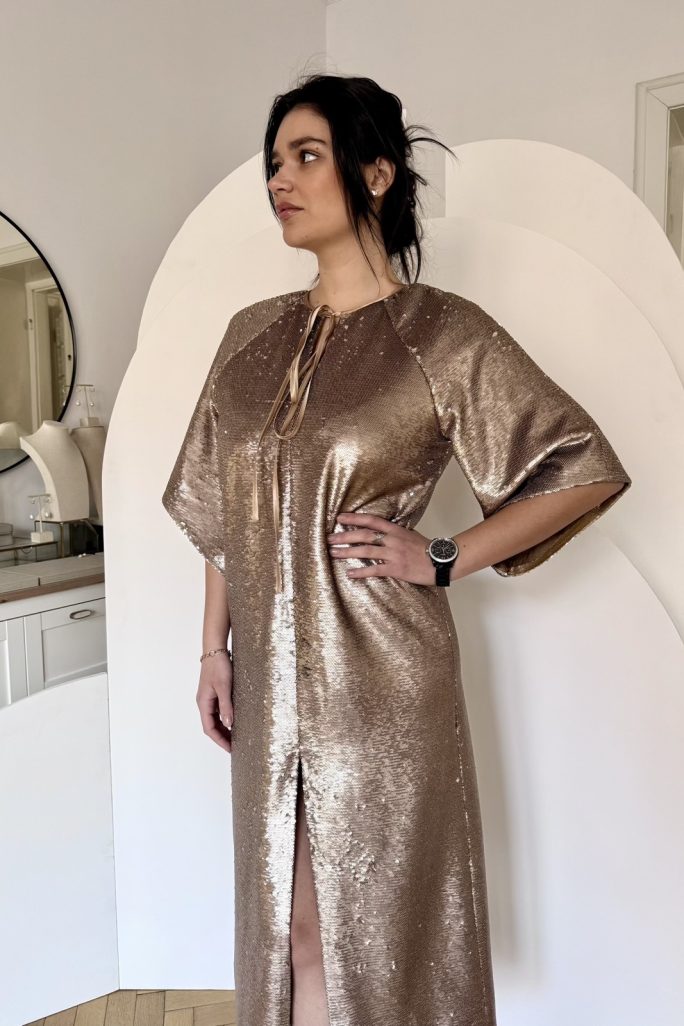 Rochie paiete sampanie funda gat.