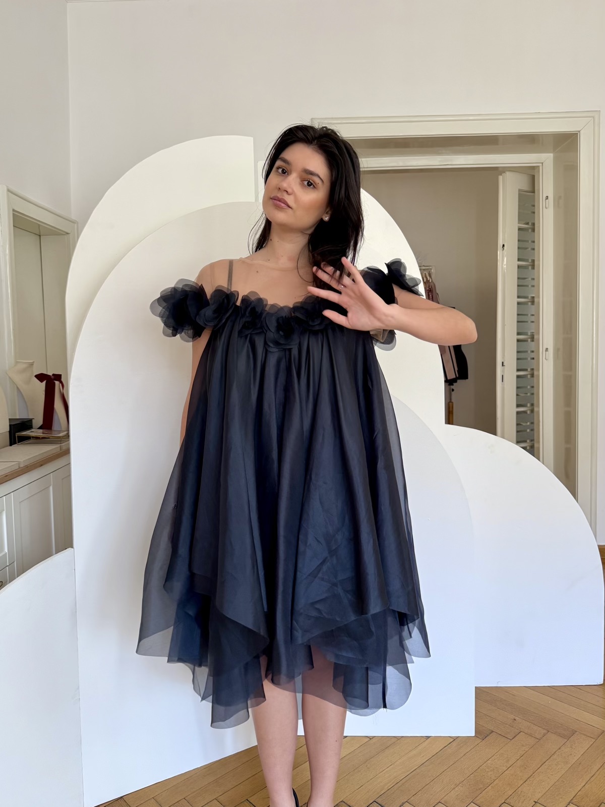 Rochie PETALE organza de matase navy.